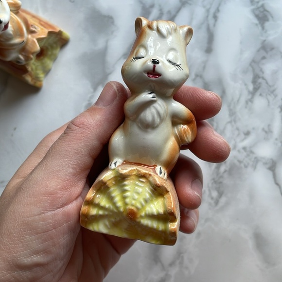 VTG Giftcraft Squirrels On Logs Salt & Pepper Shakers MCM Japan - Picture 7 of 11